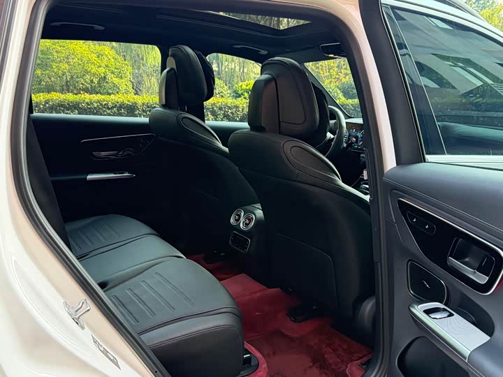 Mercedes-Benz GLC-Class, 2023 — фото 8 из 9
