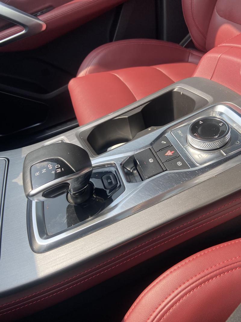 Jetour X70 Plus, 2022 — фото 10 из 12