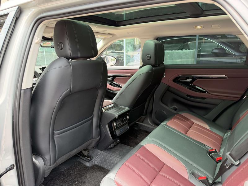 Land Rover Range Rover Evoque L, 2022 — фото 10 из 12