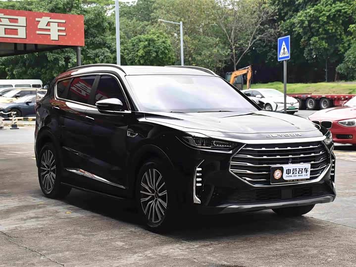 Jetour X70 Plus, 2023 — фото 3 из 9
