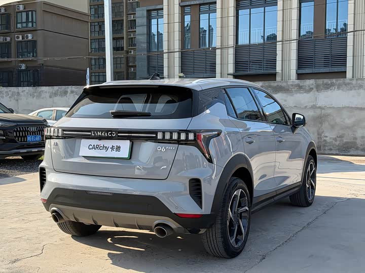 Lynk & Co 06 EM-P Hybrid, 2022 — фото 4 из 9