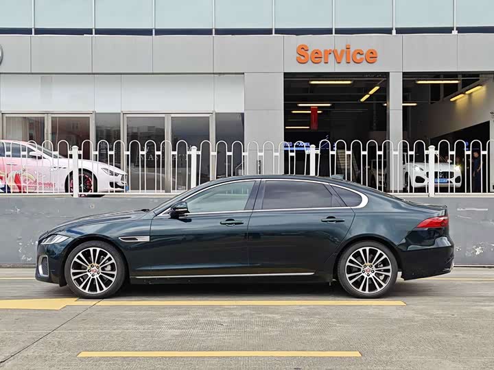 Jaguar XF L, 2022 — фото 3 из 9