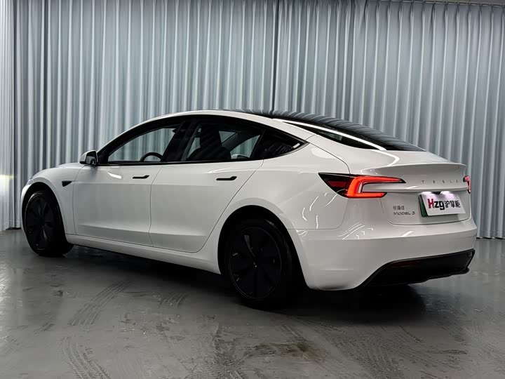 Tesla Model 3, 2025 — фото 9 из 9