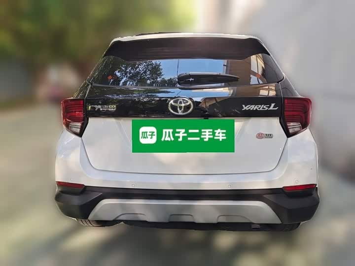 Toyota Yaris L Hatchback, 2022 — фото 3 из 9