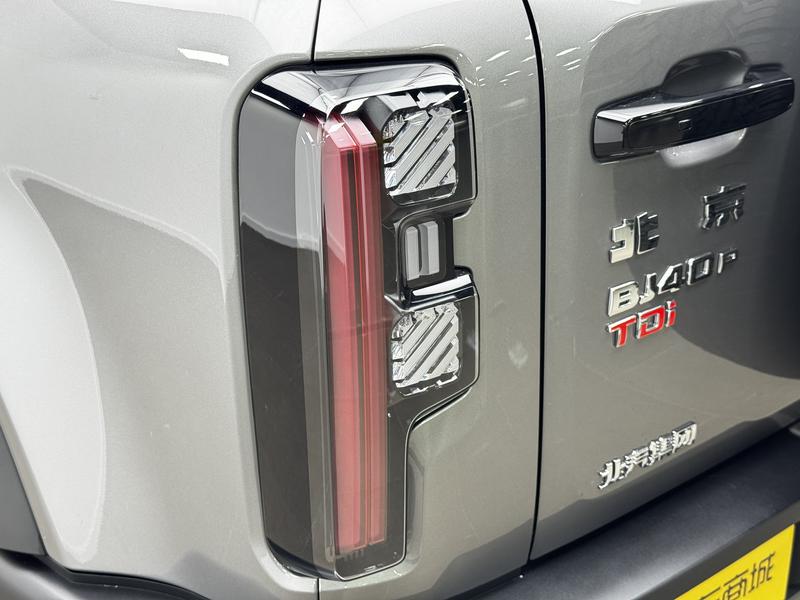 BAIC Beijing BJ40, 2025 — фото 10 из 12