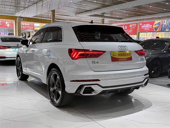 Audi Q3, 2023 — фото 4 из 9