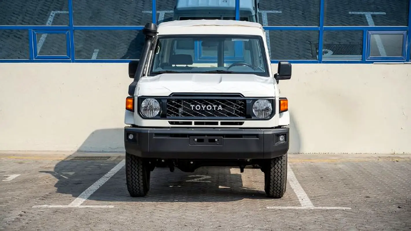 Toyota Land Cruiser 70 Series, 2026 — фото 2 из 10