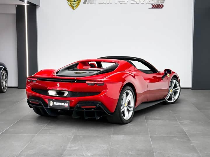 Ferrari 296, 2024 — фото 9 из 9