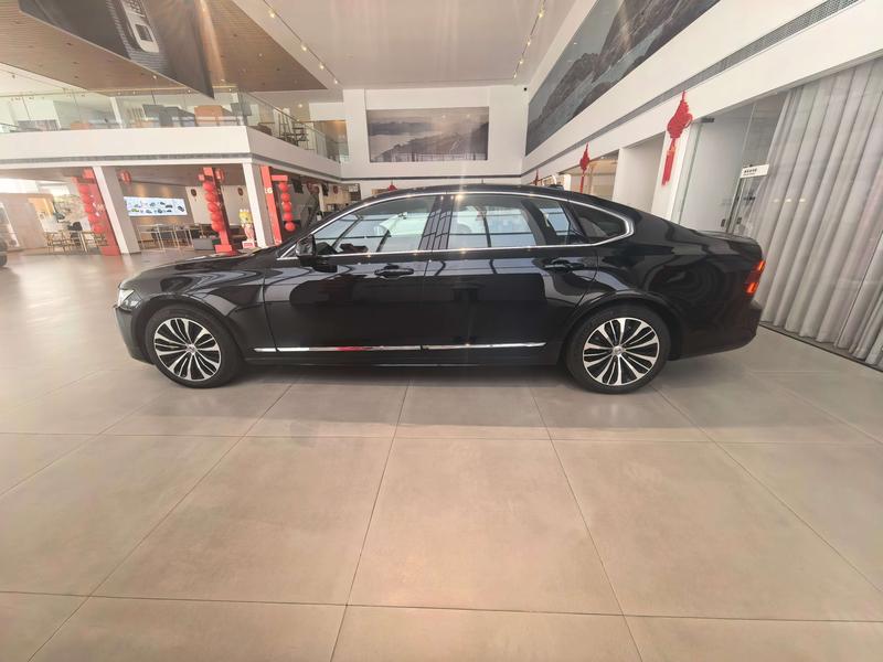 Volvo S90, 2024 — фото 4 из 12