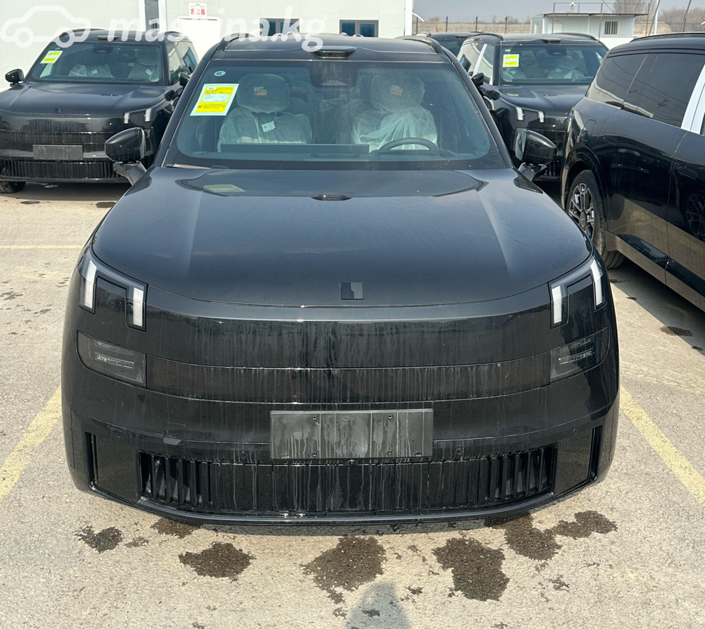Lynk & Co 900, 2025