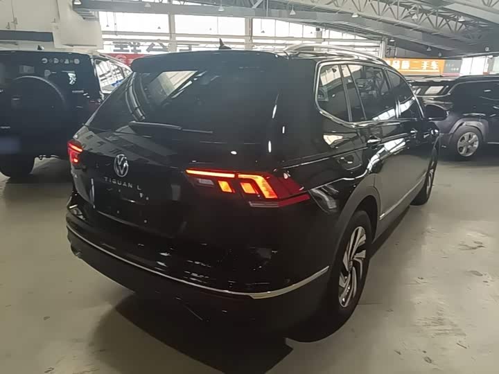 Volkswagen Tiguan L Pro, 2026 — фото 7 из 9