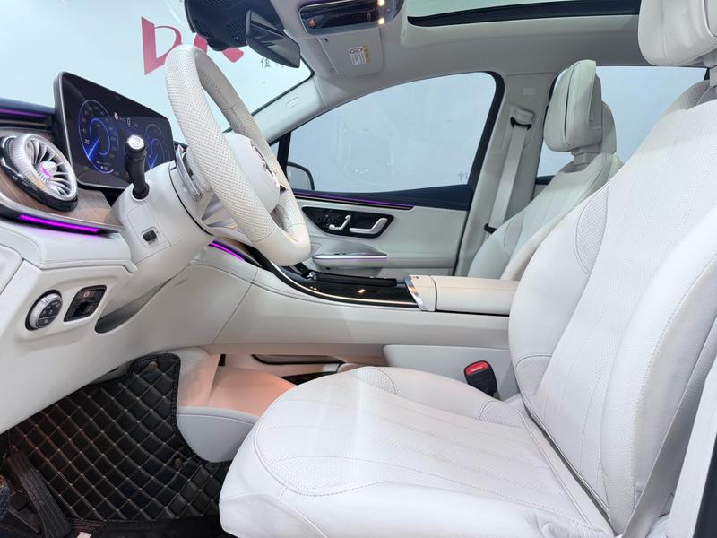 Mercedes-Benz EQE SUV, 2023 — фото 12 из 12