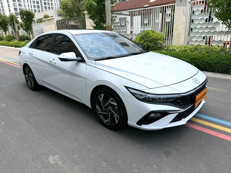 Hyundai Elantra N line, 2023 — фото 3 из 9