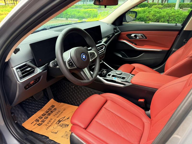 BMW i3, 2023 — фото 8 из 10