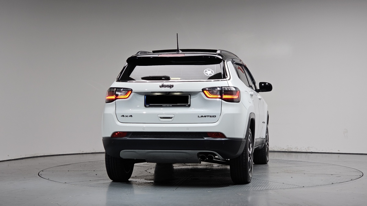 Jeep Compass, 2022 — фото 4 из 12