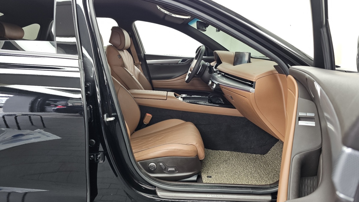 Genesis G80, 2022 — фото 10 из 12