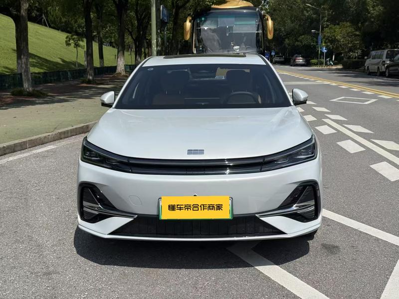Geely Galaxy A7, 2026 — фото 2 из 11