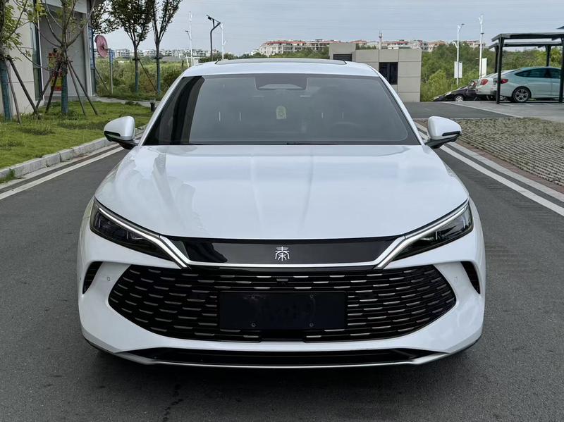 BYD Qin L, 2025 — фото 2 из 10