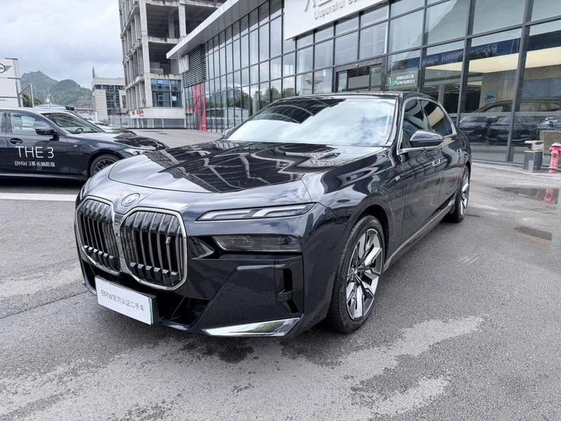BMW i7, 2023 — купить в Йошкар-Оле под ключ