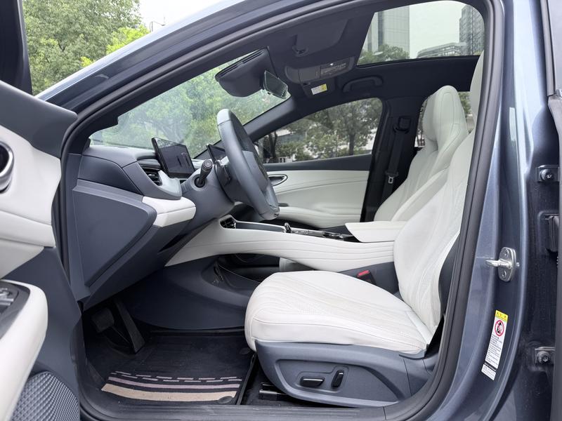 BYD Seal 06 GT, 2025 — фото 9 из 12