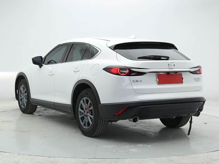 Mazda CX-4, 2023 — фото 4 из 9