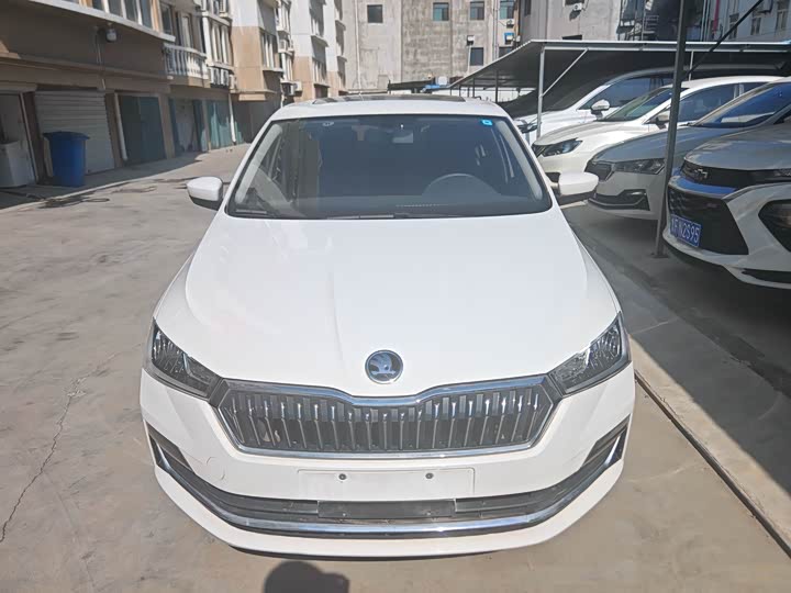 Skoda Rapid, 2022 — фото 2 из 9