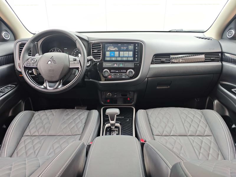 Mitsubishi Outlander, 2022 — фото 9 из 12