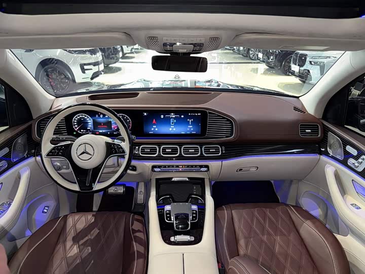 Mercedes-Benz Maybach GLS, 2024 — фото 7 из 9