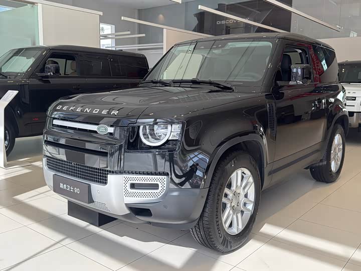Land Rover Defender, 2026 — купить в Брянске под ключ
