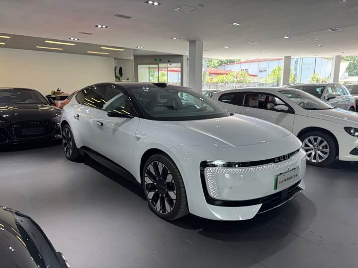 Audi × SAIC E5 Sportback, 2025 — фото 3 из 9