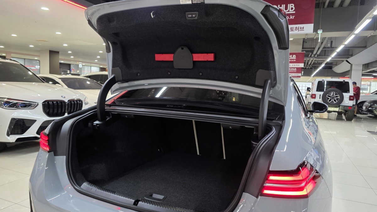 BMW i5, 2026 — фото 9 из 12
