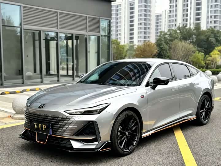 Changan UNI-V, 2023 — купить в Воронеже под ключ