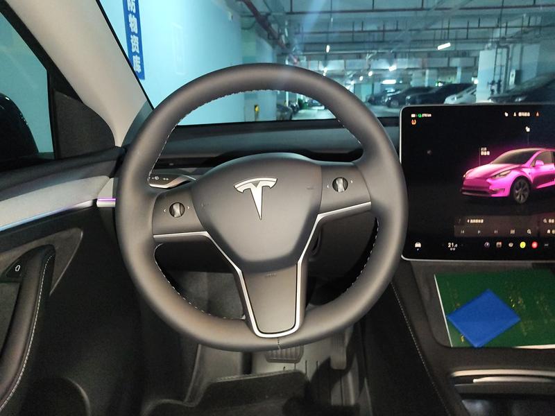 Tesla Model Y, 2023 — фото 7 из 12