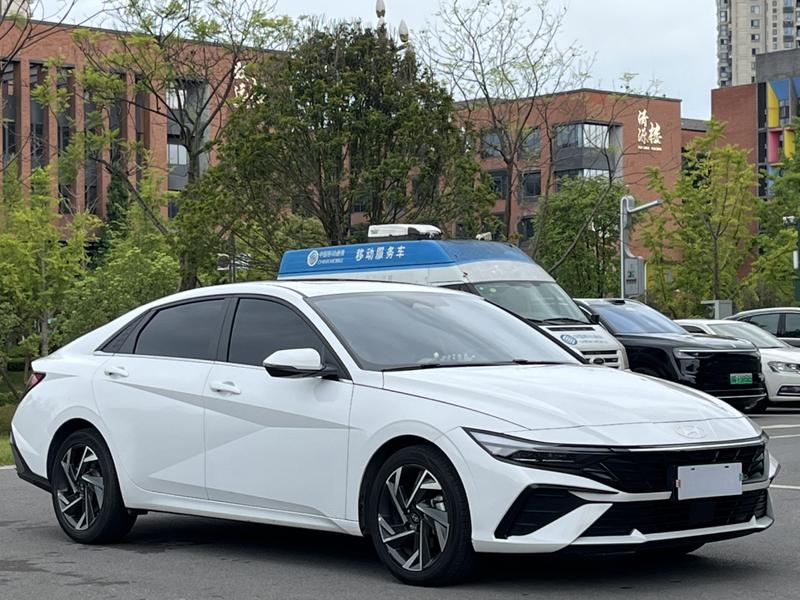 Hyundai Elantra N line, 2024 — фото 3 из 11
