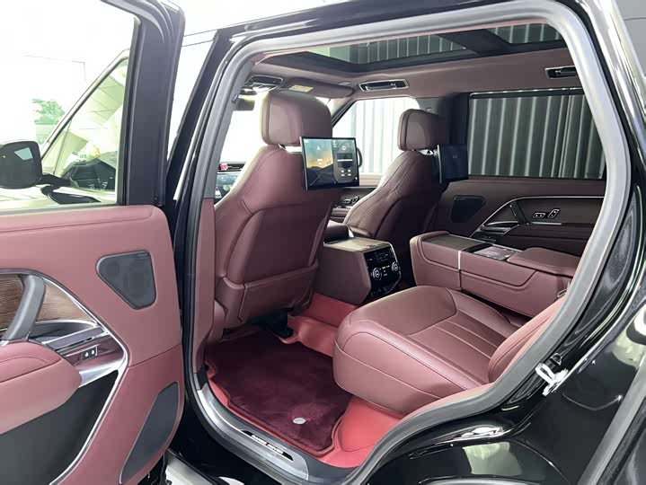 Land Rover Range Rover, 2026 — фото 9 из 9