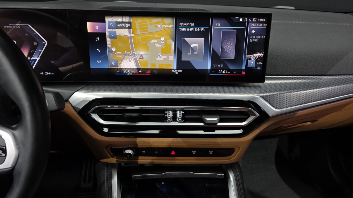 BMW i4, 2022 — фото 12 из 12