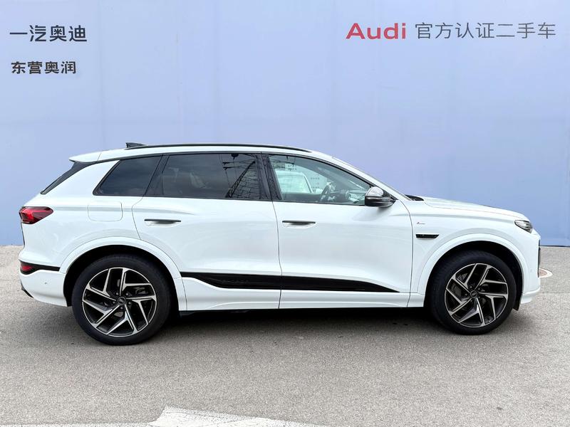 Audi Q6L e-tron, 2025 — фото 5 из 10