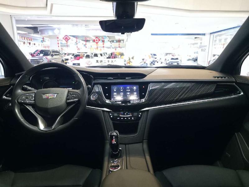 Cadillac XT6, 2023 — фото 12 из 12