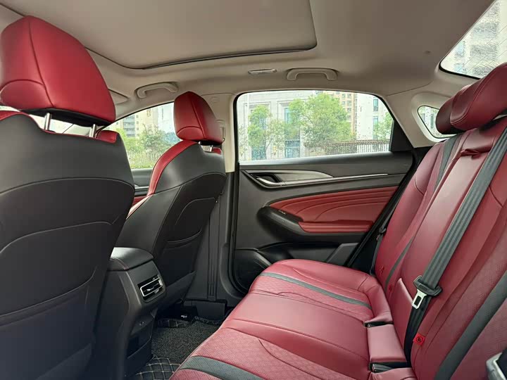 Changan Eado Plus, 2022 — фото 5 из 9