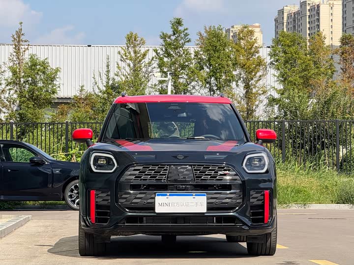 Mini Countryman JCW, 2025 — фото 2 из 9