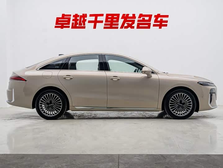 Roewe M7 DMH, 2025 — фото 8 из 9
