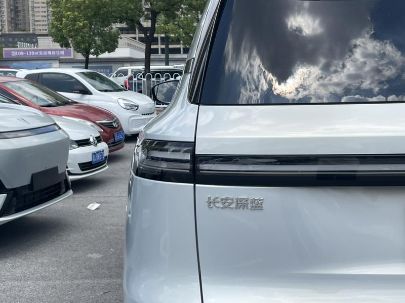 Changan Deepal S09, 2025 — фото 7 из 12