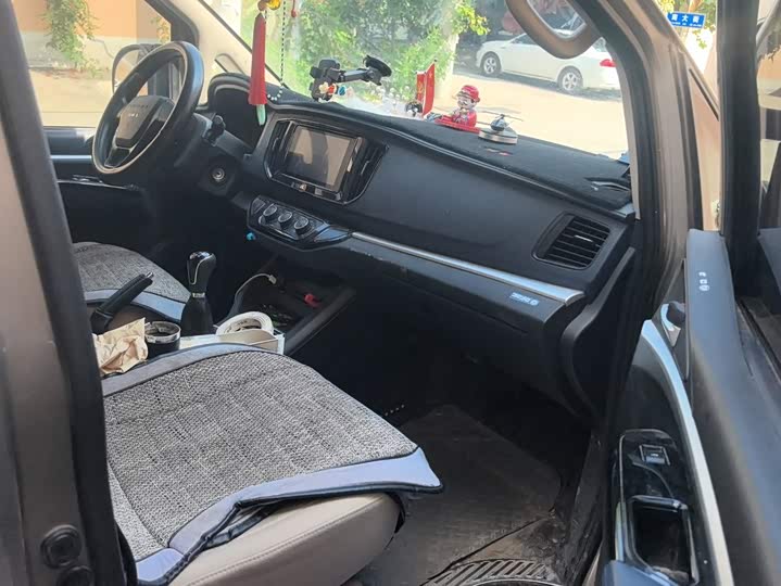 Dongfeng Forthing Lingzhi M5, 2023 — фото 8 из 9