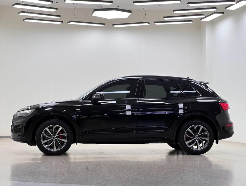 Audi Q5L, 2025 — фото 4 из 12