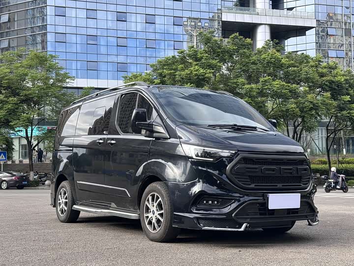 Ford Tourneo, 2023 — фото 3 из 9
