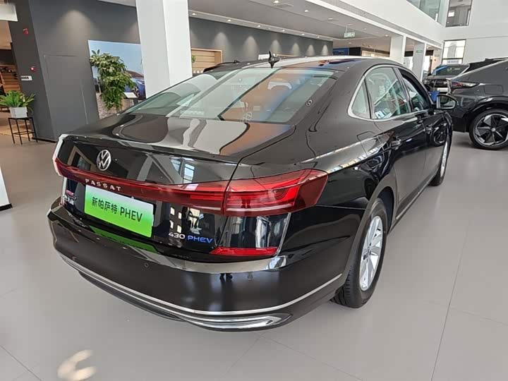 Volkswagen Passat Hybrid, 2026 — фото 7 из 9