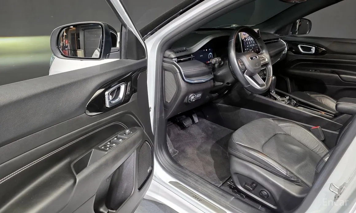 Jeep Compass, 2022 — фото 10 из 12