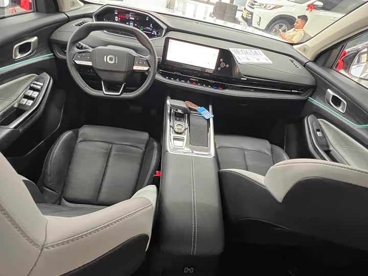 Changan Qiyuan (Nevo) Q05 Classic, 2024 — фото 6 из 9