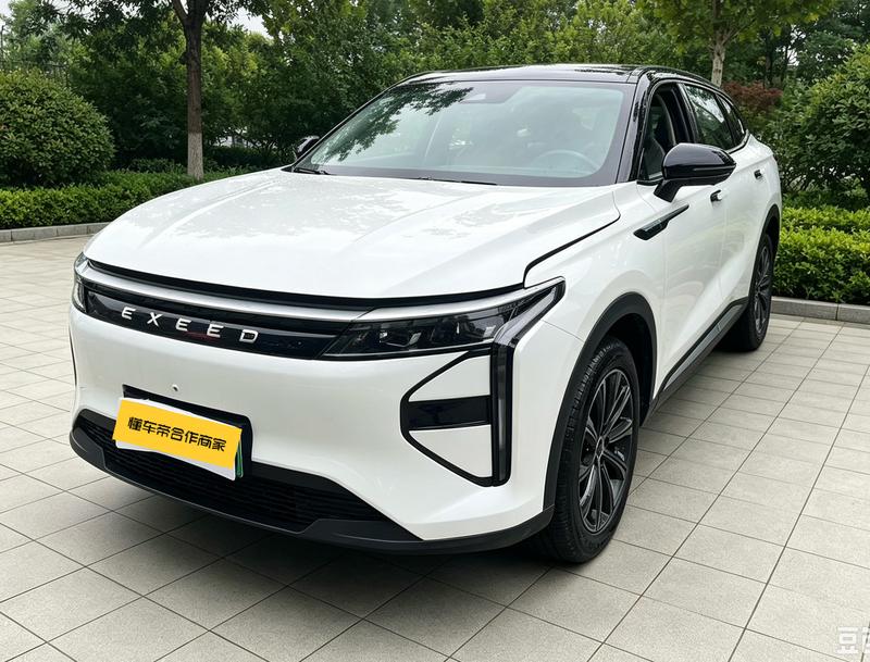 Exeed RX C-DM Hybrid, 2025 — купить в Санкт-Петербурге под ключ