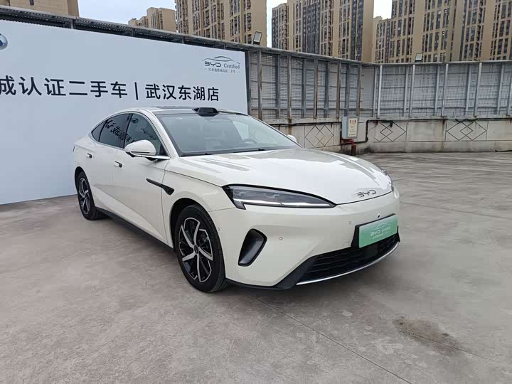 BYD Seal 07 DM-i Hybrid, 2025 — фото 3 из 9